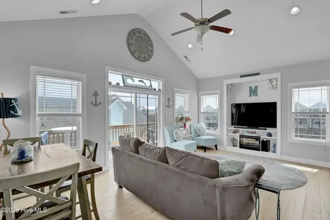 208-2 Gysgt D W Boatman Drive North Topsail Beach NC 28460