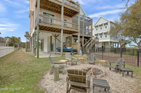 208-2 Gysgt D W Boatman Drive North Topsail Beach NC 28460