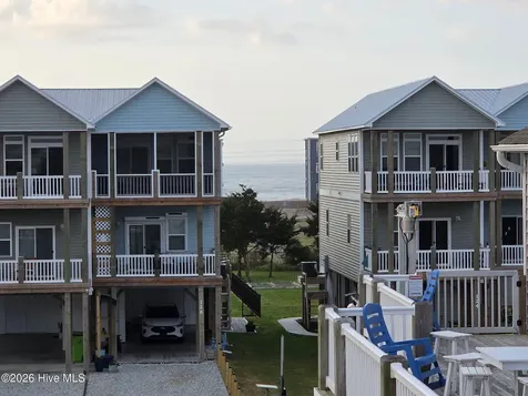 208-2 Gysgt D W Boatman Drive North Topsail Beach NC 28460