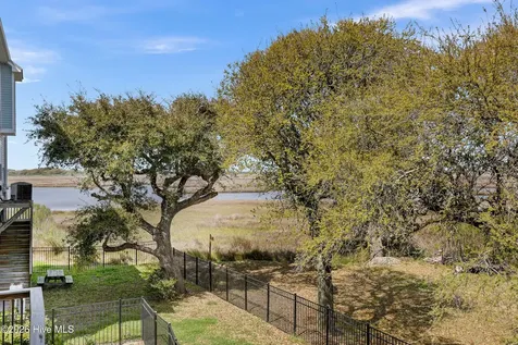 208-2 Gysgt D W Boatman Drive North Topsail Beach NC 28460