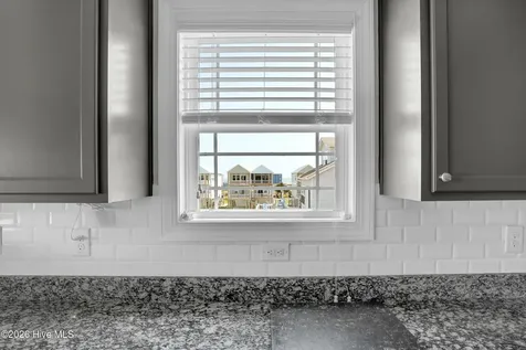 208-2 Gysgt D W Boatman Drive North Topsail Beach NC 28460
