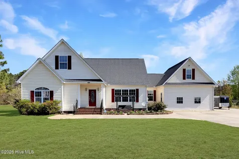 4609 Lobelia Road Vass NC 28394