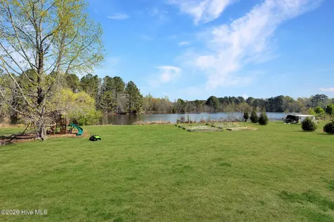 4609 Lobelia Road Vass NC 28394