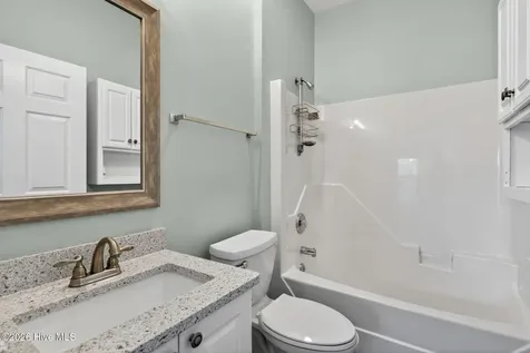 4258 Anderson Drive SE Southport NC 28461
