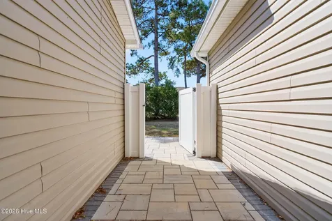 4258 Anderson Drive SE Southport NC 28461
