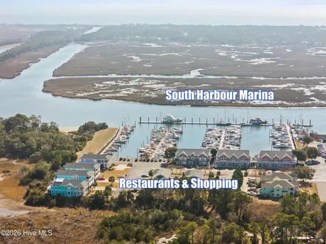 4258 Anderson Drive SE Southport NC 28461