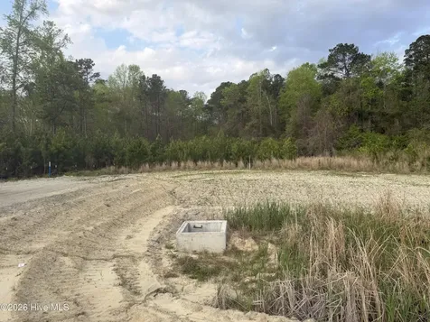 3703 U.s. 70 Highway E New Bern NC 28562