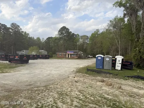 3703 U.s. 70 Highway E New Bern NC 28562