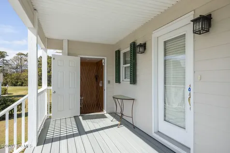305 Joan Court Beaufort NC 28516