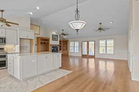 305 Joan Court Beaufort NC 28516