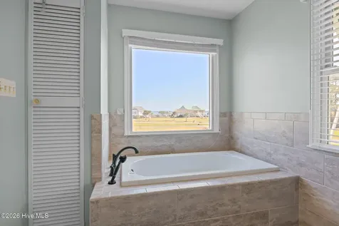 305 Joan Court Beaufort NC 28516