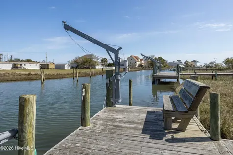 305 Joan Court Beaufort NC 28516