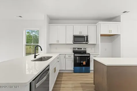 86 Whispering Pines Court Hampstead NC 28443