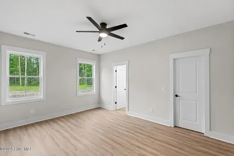 86 Whispering Pines Court Hampstead NC 28443