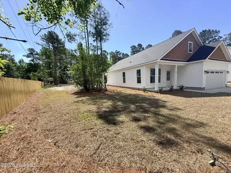 86 Whispering Pines Court Hampstead NC 28443