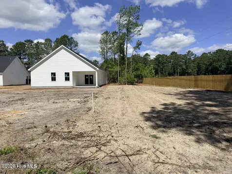 86 Whispering Pines Court Hampstead NC 28443