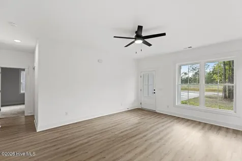 86 Whispering Pines Court Hampstead NC 28443