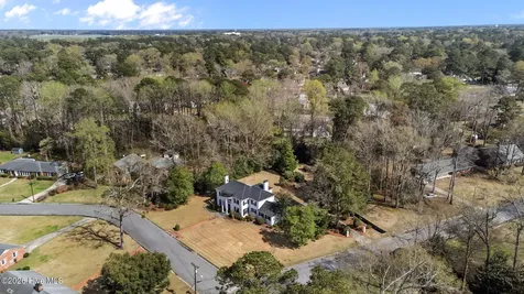 2101 Sparre Drive Kinston NC 28504