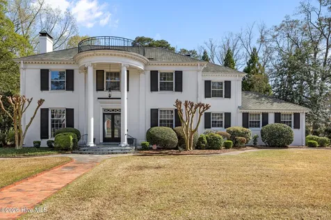 2101 Sparre Drive Kinston NC 28504