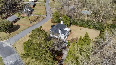 2101 Sparre Drive Kinston NC 28504
