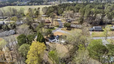 2101 Sparre Drive Kinston NC 28504