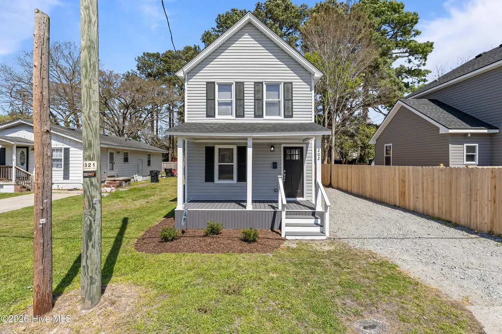 202 Bell Street Elizabeth City NC 27909