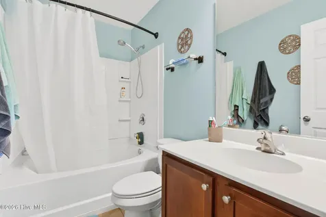 5002 Portside Drive Southport NC 28461