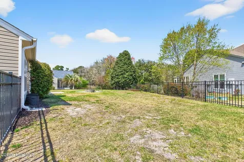 5002 Portside Drive Southport NC 28461