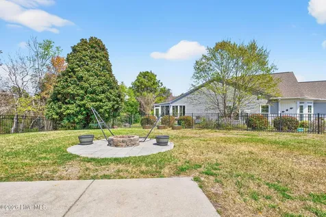 5002 Portside Drive Southport NC 28461