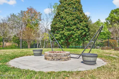5002 Portside Drive Southport NC 28461