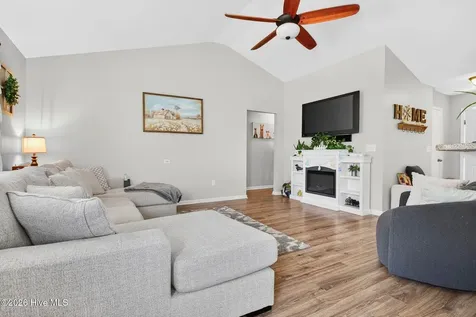 5002 Portside Drive Southport NC 28461