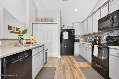 5002 Portside Drive Southport NC 28461