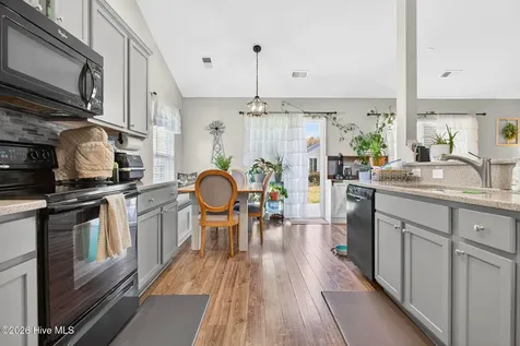 5002 Portside Drive Southport NC 28461