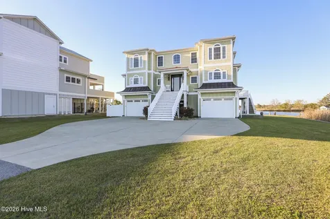 146 Laguna Bay Drive Jacksonville NC 28540