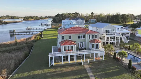 146 Laguna Bay Drive Jacksonville NC 28540