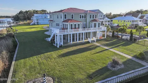 146 Laguna Bay Drive Jacksonville NC 28540