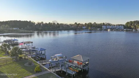 146 Laguna Bay Drive Jacksonville NC 28540