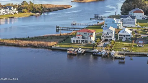 146 Laguna Bay Drive Jacksonville NC 28540