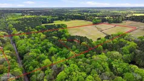 2639 Nc Highway 211 Clarkton NC 28433