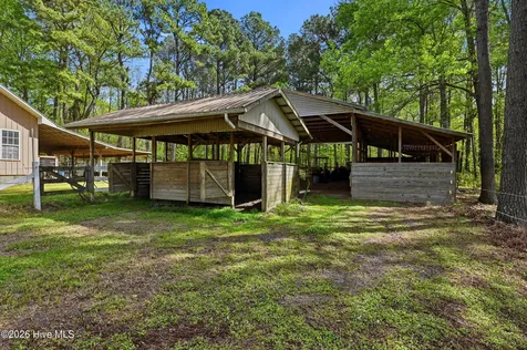 2639 Nc Highway 211 Clarkton NC 28433