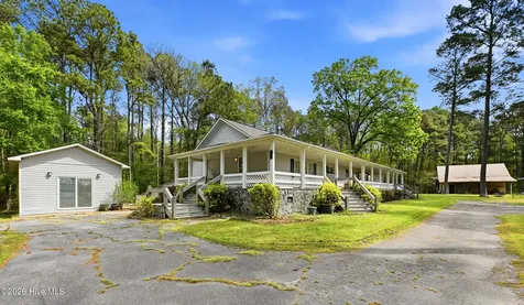 2639 Nc Highway 211 Clarkton NC 28433