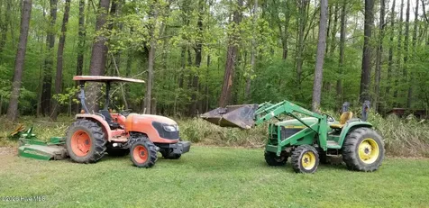 2639 Nc Highway 211 Clarkton NC 28433