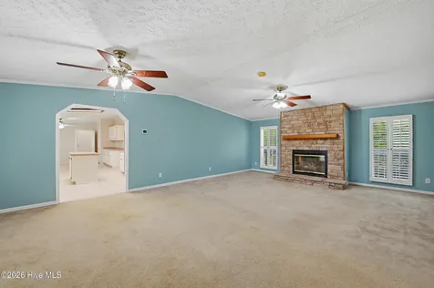 2639 Nc Highway 211 Clarkton NC 28433