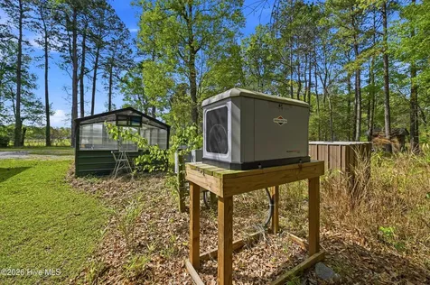 2639 Nc Highway 211 Clarkton NC 28433
