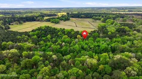 2639 Nc Highway 211 Clarkton NC 28433