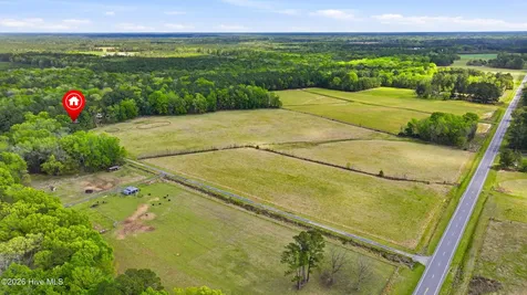 2639 Nc Highway 211 Clarkton NC 28433