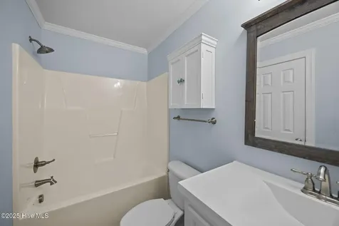 1013 Bristolmoor Drive Winterville NC 28590