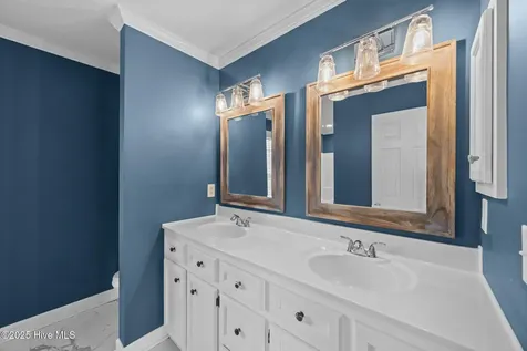 1013 Bristolmoor Drive Winterville NC 28590