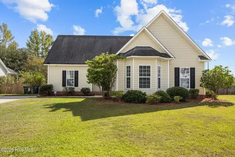 1013 Bristolmoor Drive Winterville NC 28590