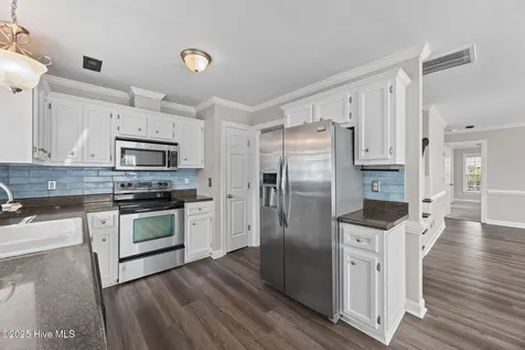 1013 Bristolmoor Drive Winterville NC 28590
